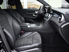 Mercedes-Benz GLC 300e 4MATIC AMG TAŽNÉ 1M ČR - 16