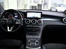 Mercedes-Benz GLC 300e 4MATIC AMG TAŽNÉ 1M ČR - 4