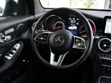 Mercedes-Benz GLC 300e 4MATIC AMG TAŽNÉ 1M ČR - 5
