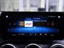 Mercedes-Benz GLC 300e 4MATIC AMG TAŽNÉ 1M ČR - 29