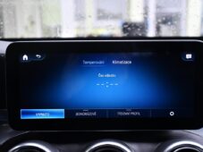 Mercedes-Benz GLC 300e 4MATIC AMG TAŽNÉ 1M ČR - 37