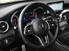 Mercedes-Benz GLC 300e 4MATIC AMG TAŽNÉ 1M ČR - 15