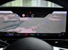 Mercedes-Benz EQE 300 - 20