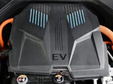 Genesis G80 AWD LUXURY SOLAR 1M - 41