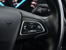 Ford Kuga 1.5EB TITANIUM TAŽNÉ 1M ČR - 23