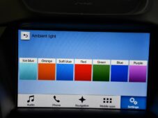 Ford Kuga 1.5EB TITANIUM TAŽNÉ 1M ČR - 32