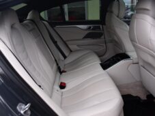 BMW Řada 8 840d xD M-SPORT HUD H/K ČR - 15