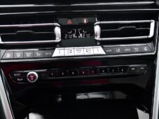 BMW Řada 8 840d xD M-SPORT HUD H/K ČR - 34