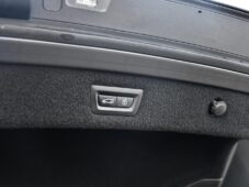 BMW Řada 8 840d xD M-SPORT HUD H/K ČR - 52