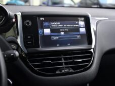 Peugeot 208 1.2VTi 60kW ČR - 27