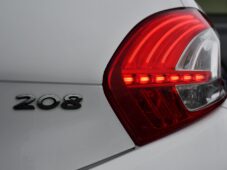 Peugeot 208 1.2VTi 60kW ČR - 44