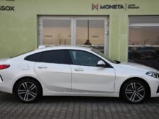BMW Řada 2 218d LED HUD CARPLAY 1M ČR - 11