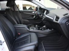 BMW Řada 2 218d LED HUD CARPLAY 1M ČR - 16