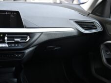 BMW Řada 2 218d LED HUD CARPLAY 1M ČR - 7