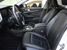 BMW Řada 2 218d LED HUD CARPLAY 1M ČR - 12