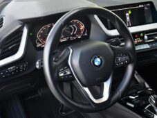 BMW Řada 2 218d LED HUD CARPLAY 1M ČR - 15