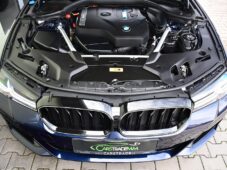 BMW Řada 5 530e PHEV MSPORT xD HUD 98%SoH - 19