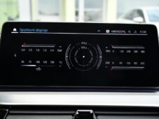 BMW Řada 5 530e PHEV MSPORT xD HUD 98%SoH - 42