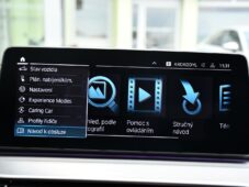 BMW Řada 5 530e PHEV MSPORT xD HUD 98%SoH - 51