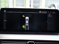 BMW Řada 5 530e PHEV MSPORT xD HUD 98%SoH - 52