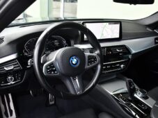 BMW Řada 5 530e PHEV MSPORT xD HUD 98%SoH - 10