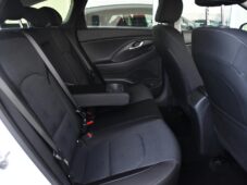 Hyundai i30 1.6CRDi TAŽNÉ 1M ČR - 20