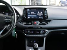 Hyundai i30 1.6CRDi TAŽNÉ 1M ČR - 6