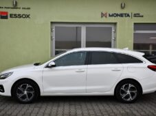 Hyundai i30 1.6CRDi TAŽNÉ 1M ČR - 10