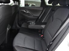 Hyundai i30 1.6CRDi TAŽNÉ 1M ČR - 18