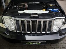 Jeep Cherokee 2.8CRD LIMITED TAŽNÉ - 33