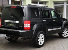 Jeep Cherokee 2.8CRD LIMITED TAŽNÉ - 3