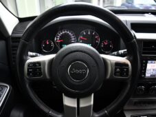 Jeep Cherokee 2.8CRD LIMITED TAŽNÉ - 22