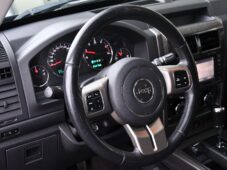 Jeep Cherokee 2.8CRD LIMITED TAŽNÉ - 15