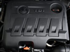 Škoda Yeti 2.0TDi ELEGANCE NAVI 2XKOLA - 31