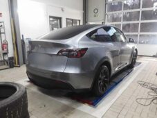 Tesla Model Y Long Range AWD 378kw - 3