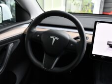 Tesla Model Y STANDARD RANGE 1M SoH 96% - 5