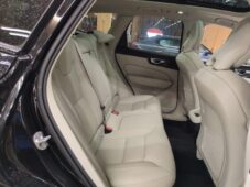 Volvo XC60 Plus Dark AWD, 2.0 B5 MHEV - 12