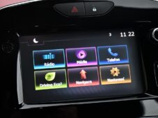 Renault Clio 0,9TCe 66kW LED TAŽNÉ - 30