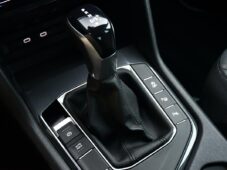 Volkswagen Tiguan 2.0TDi DSG NAVI TAŽNÉ ČR 1.M - 23