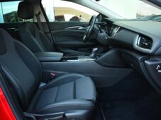 Opel Insignia 2.0CDTi COUNTRY TOURER 4X4 ČR - 17