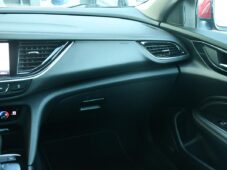 Opel Insignia 2.0CDTi COUNTRY TOURER 4X4 ČR - 8