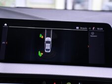 BMW Řada 2 218d 1M NAVI ČR - 32