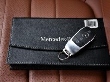 Mercedes-Benz Třídy C 220d AMG LED CARPLAY KAMERA - 24