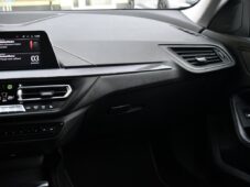BMW Řada 2 218d LED NAVI TAŽNÉ 1M ČR - 7