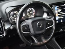 Volvo XC40 D3 VIRTUAL CARPLAY PRAV.SERVIS - 15