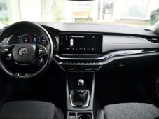 Škoda Octavia 2,0TDi STYLE ČR 1.MAJITEL - 4