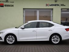 Škoda Octavia 2,0TDi STYLE ČR 1.MAJITEL - 10
