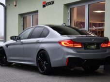 BMW M5 COMP.HUD H/K CARBON CERAMIC ČR - 1