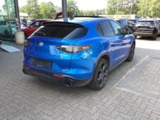 Alfa Romeo Stelvio 2.0 Turbo 16V 206kW Veloce - 3