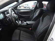 BMW Řada 5 530d xDrive M-SPORT H/K K360 - 9